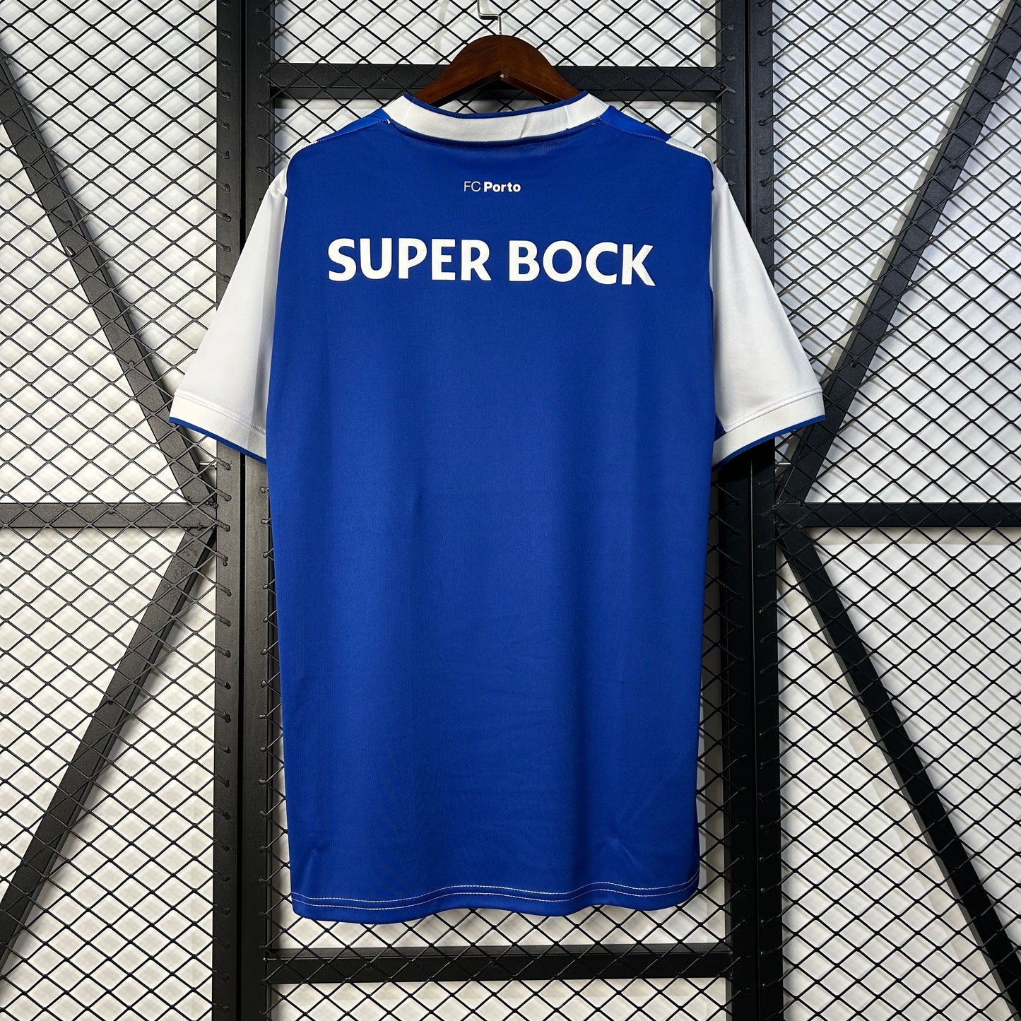 2017/18 Porto Home