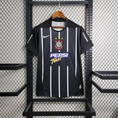 2004/04 Corinthians Away