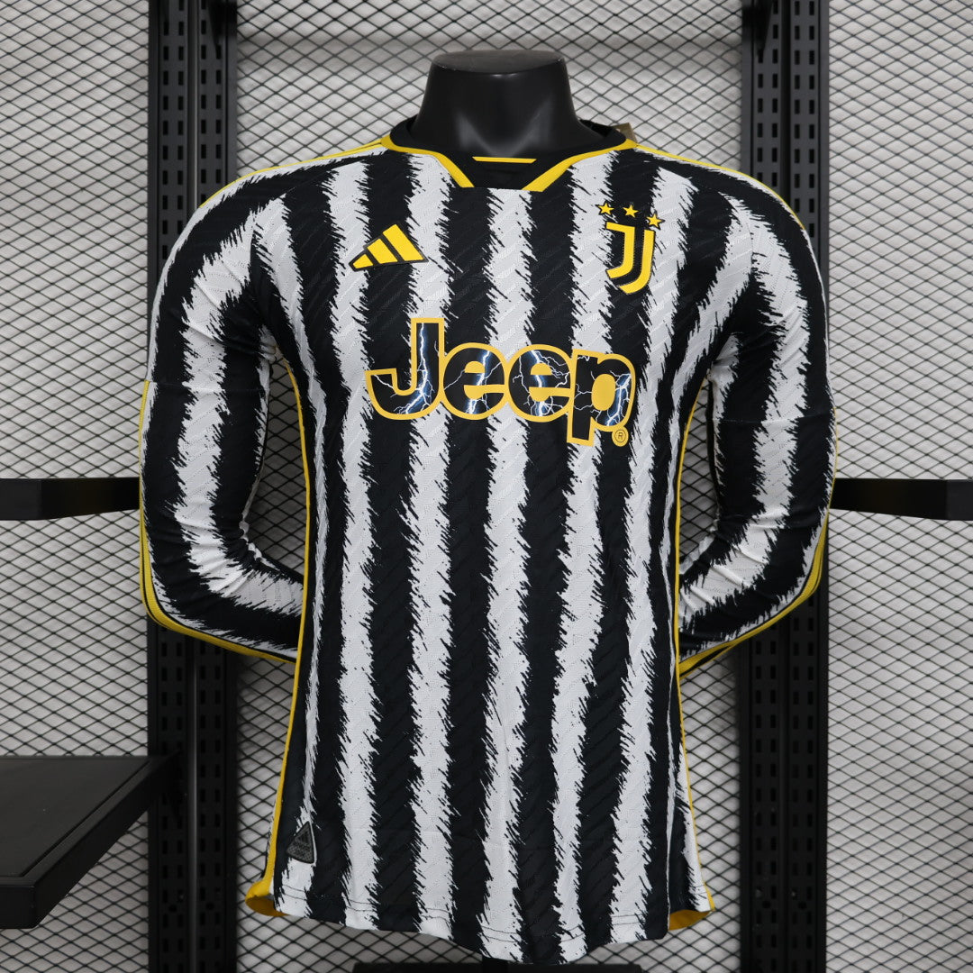 2023/24 Juventus Home Manga Longa - Versão Jogador